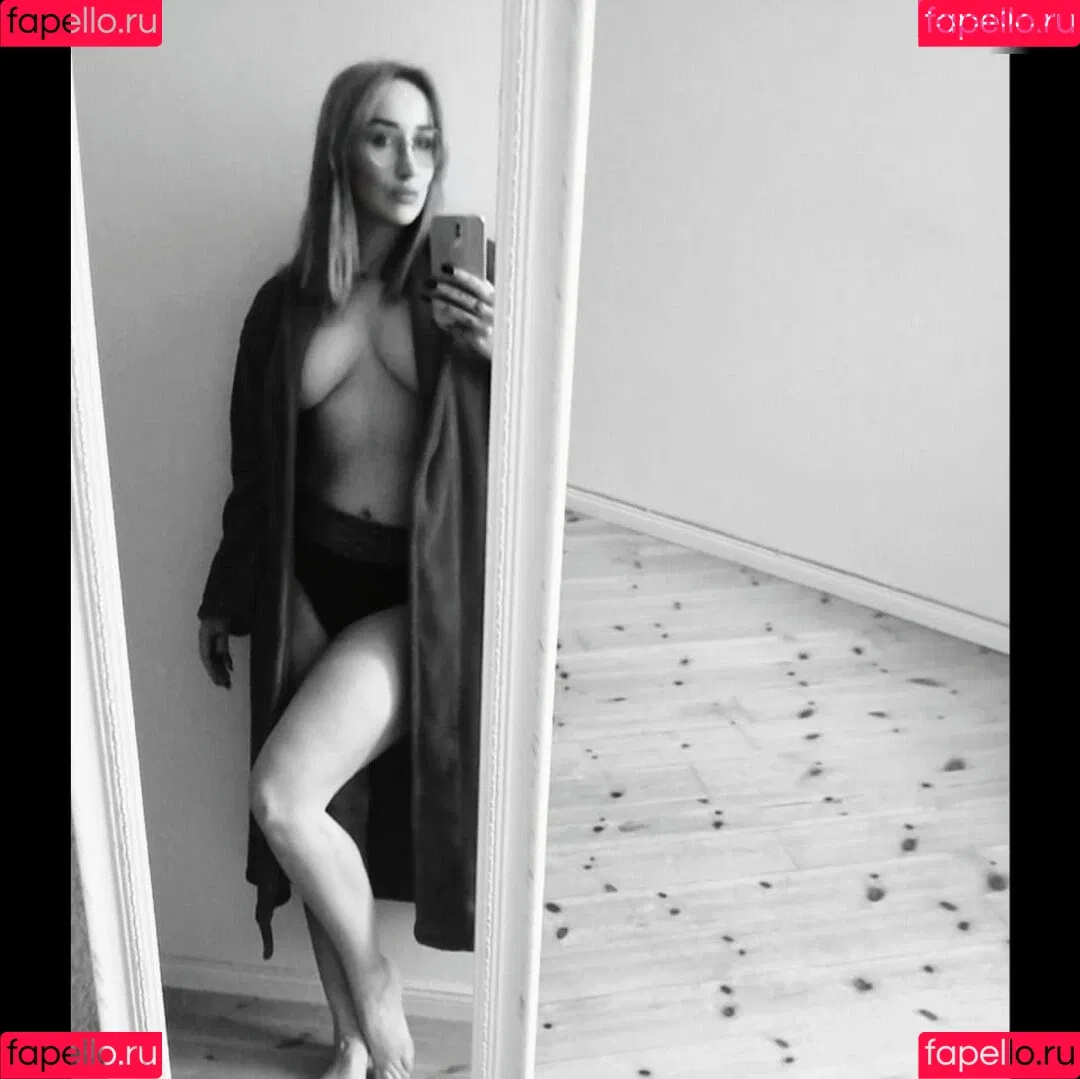 Frau Kopf Onlyfans Photo Gallery 