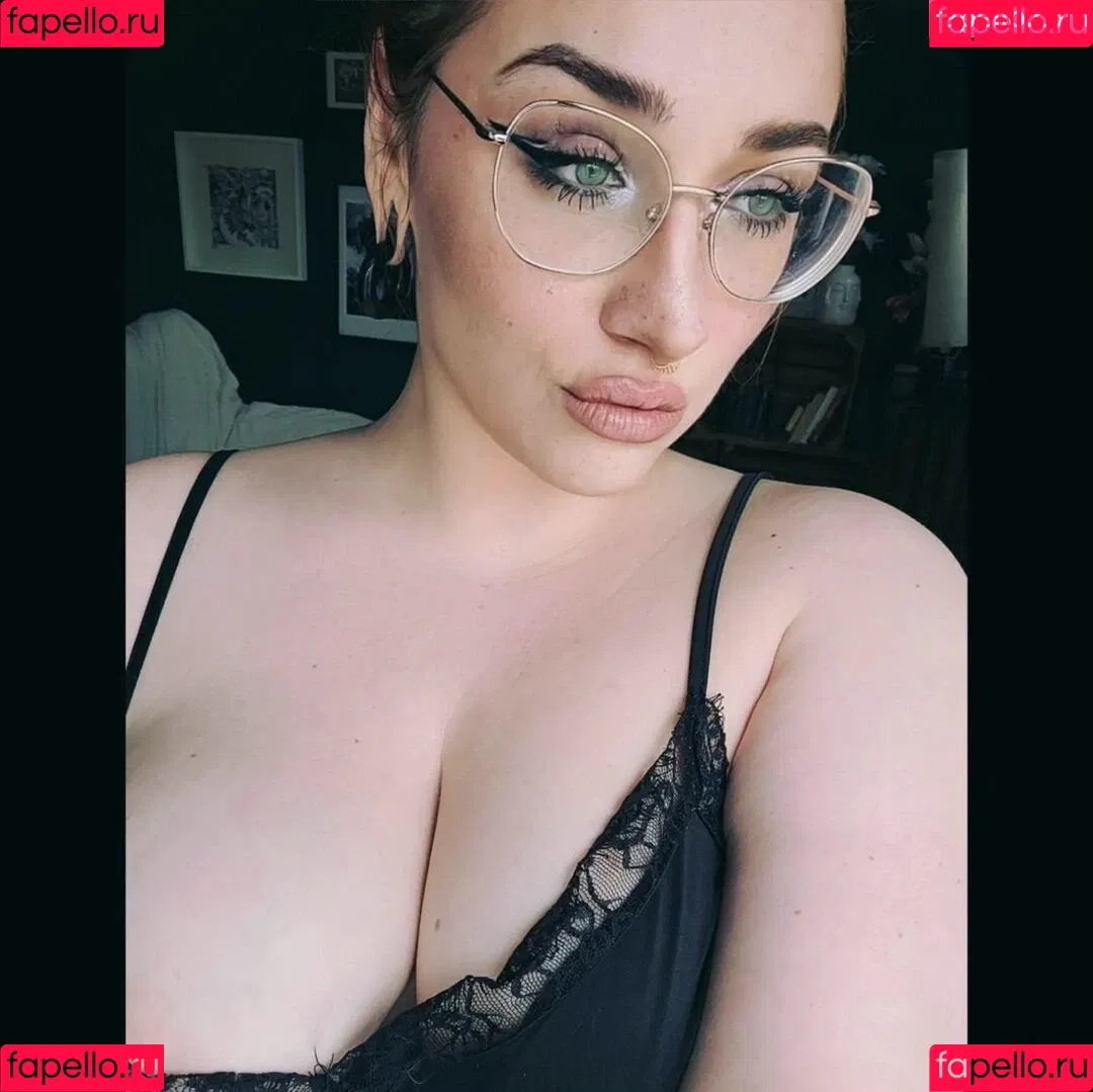 Frau Kopf Onlyfans Photo Gallery 