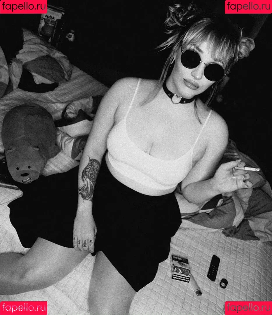 Frau Kopf Onlyfans Photo Gallery 