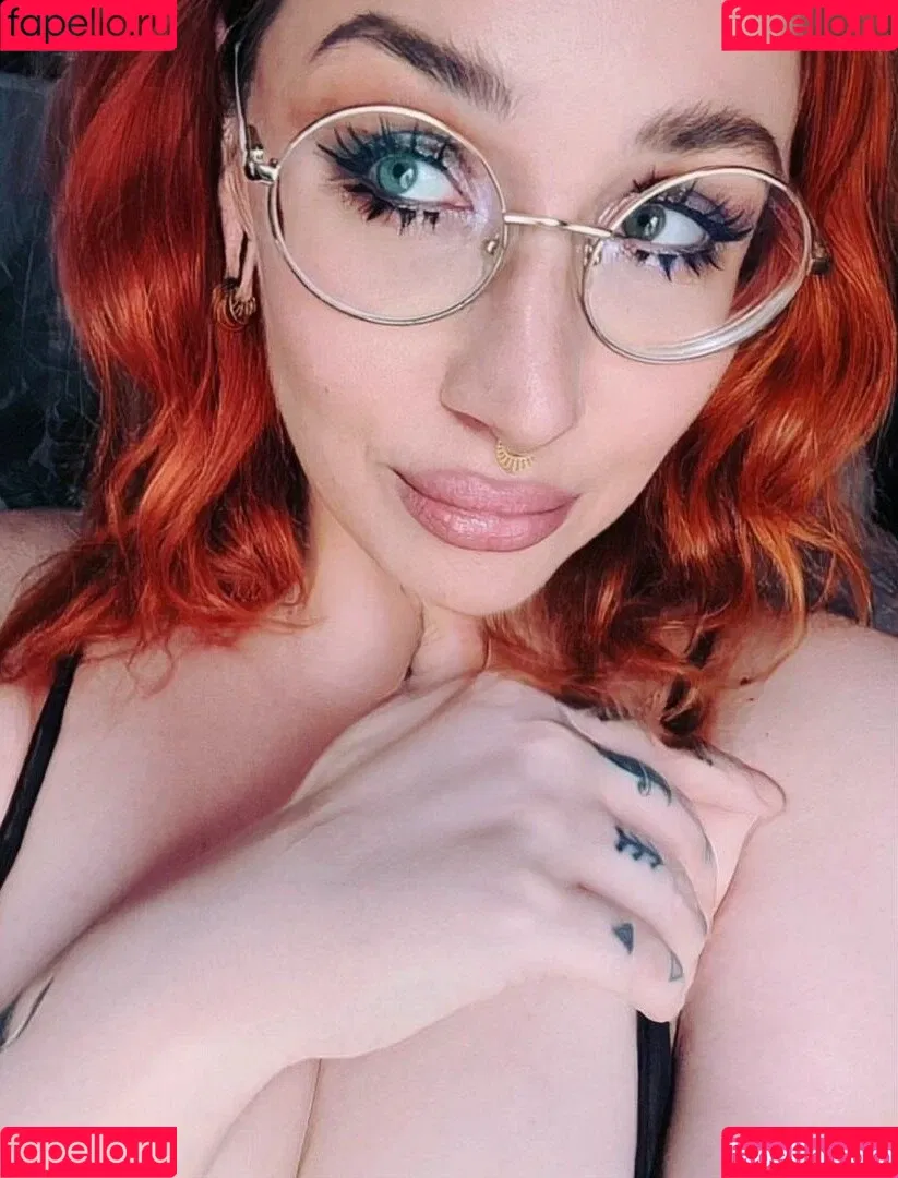Frau Kopf Onlyfans Photo Gallery 