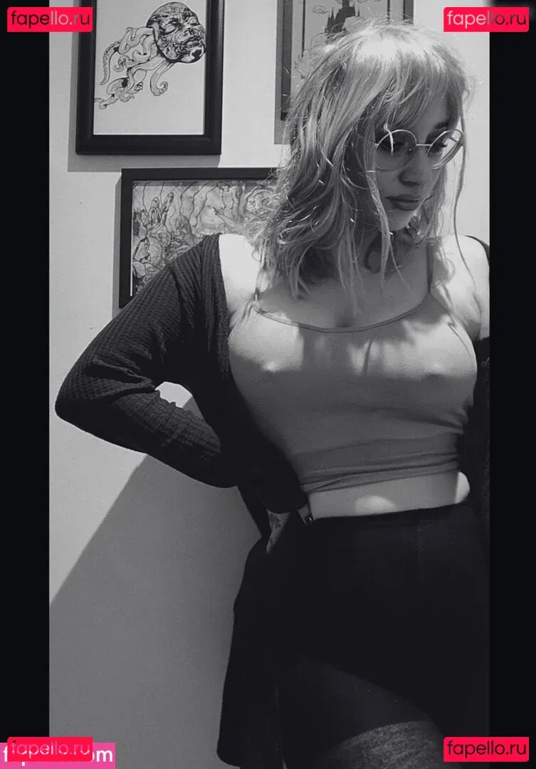 Frau Kopf Onlyfans Photo Gallery 