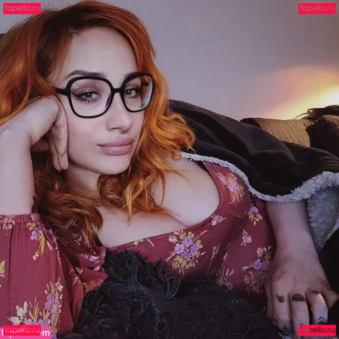 Frau Kopf Onlyfans Photo Gallery 