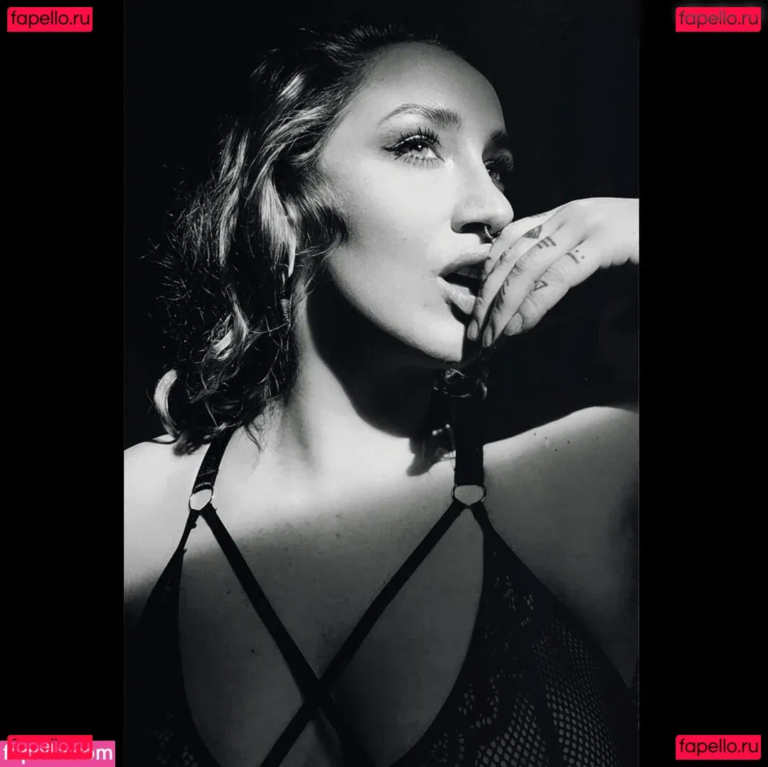 Frau Kopf Onlyfans Photo Gallery 