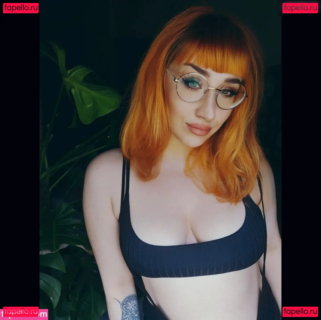 Frau Kopf Onlyfans Photo Gallery 