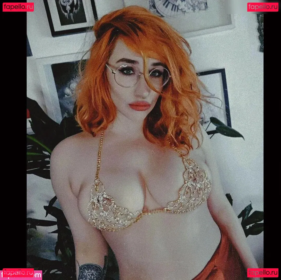 Frau Kopf Onlyfans Photo Gallery 