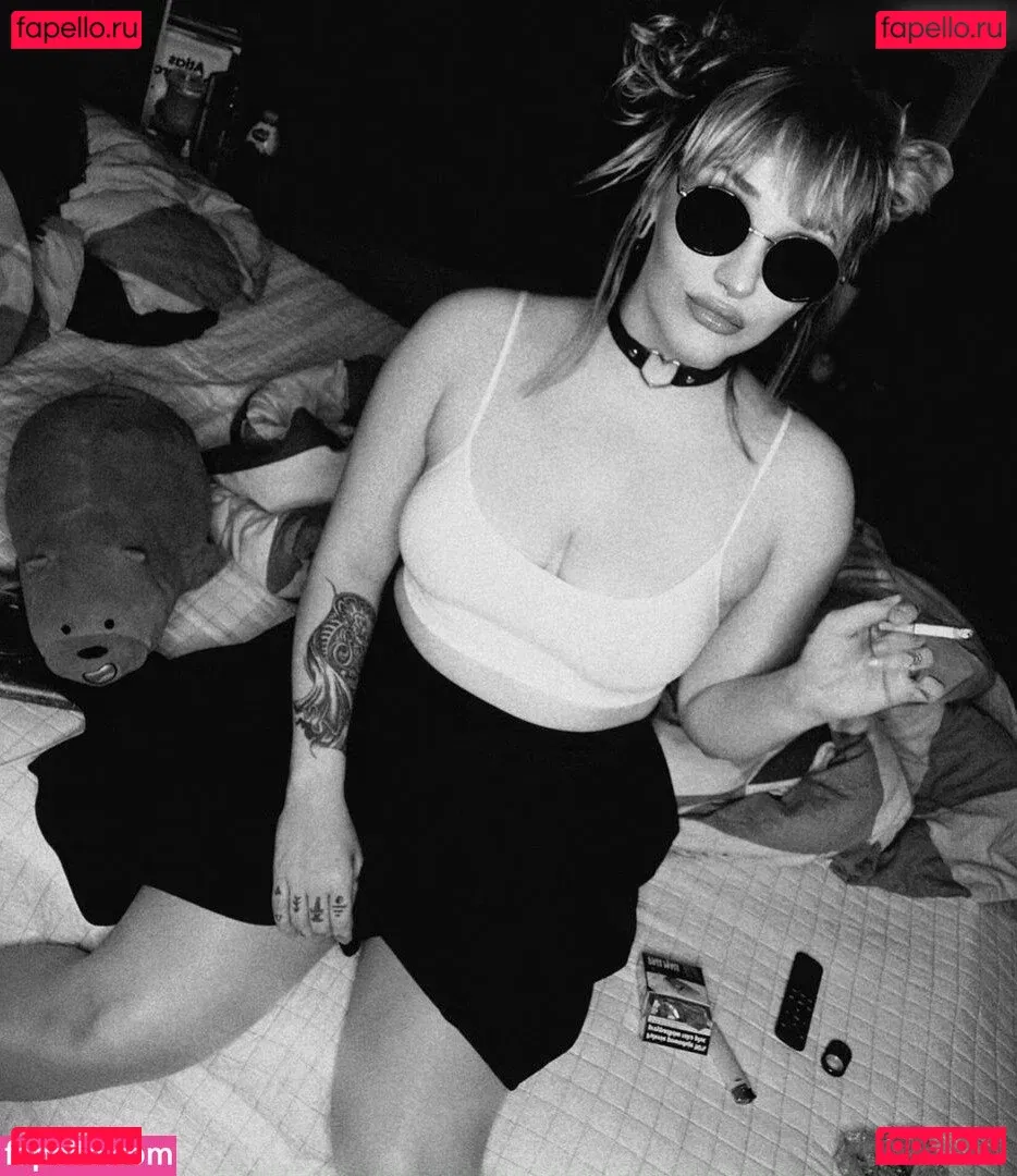 Frau Kopf Onlyfans Photo Gallery 