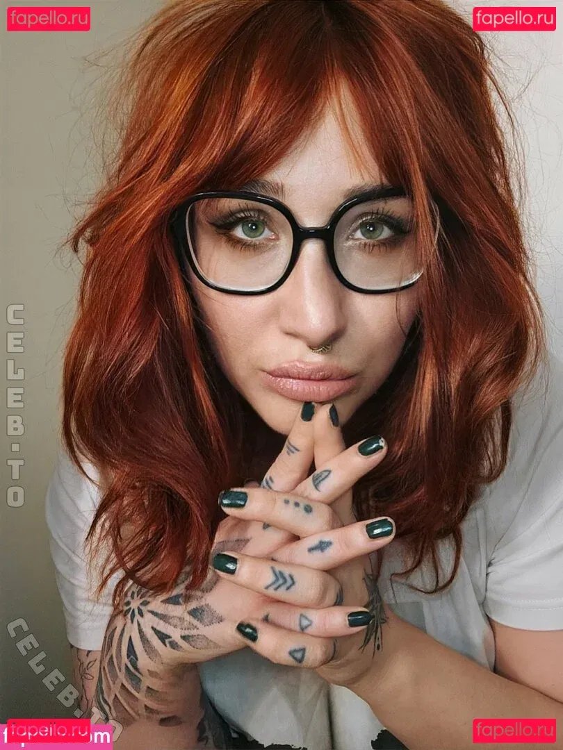 Frau Kopf Onlyfans Photo Gallery 