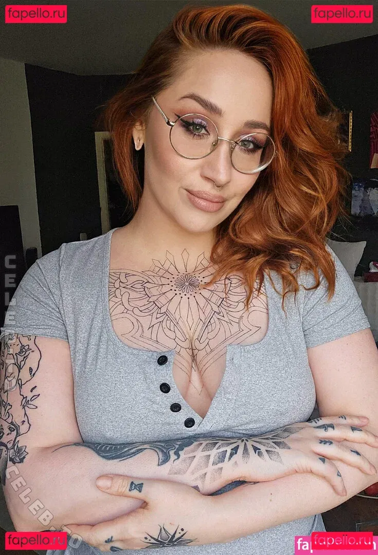 Frau Kopf Onlyfans Photo Gallery 