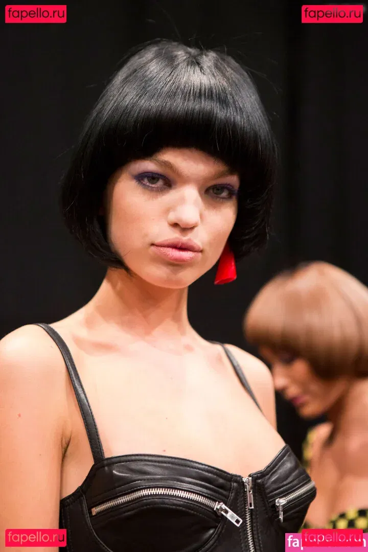 Daphne Groeneveld Onlyfans Photo Gallery 