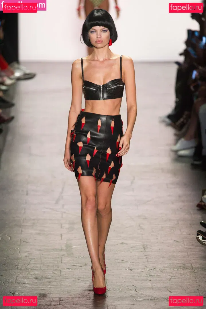 Daphne Groeneveld Onlyfans Photo Gallery 