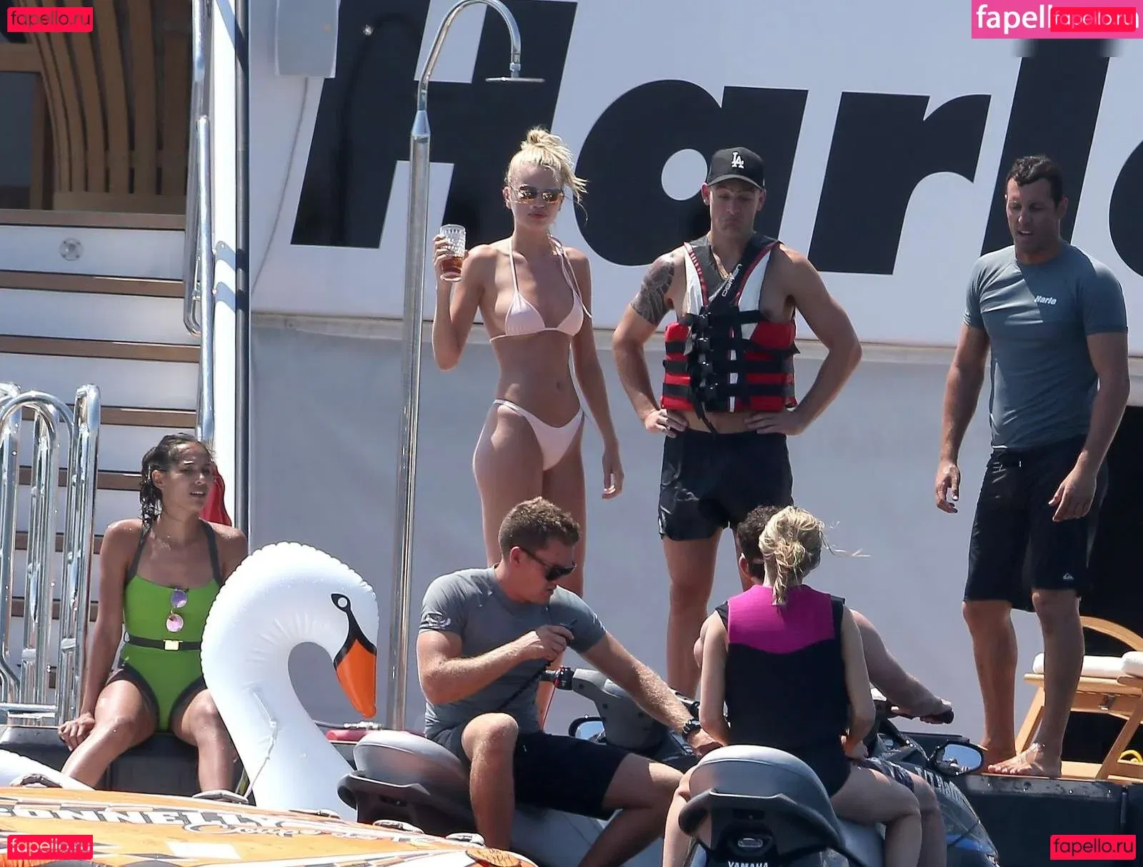 Daphne Groeneveld Onlyfans Photo Gallery 