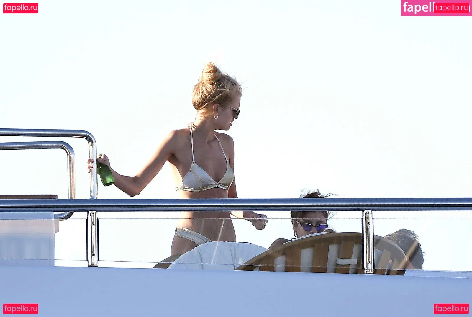 Daphne Groeneveld Onlyfans Photo Gallery 