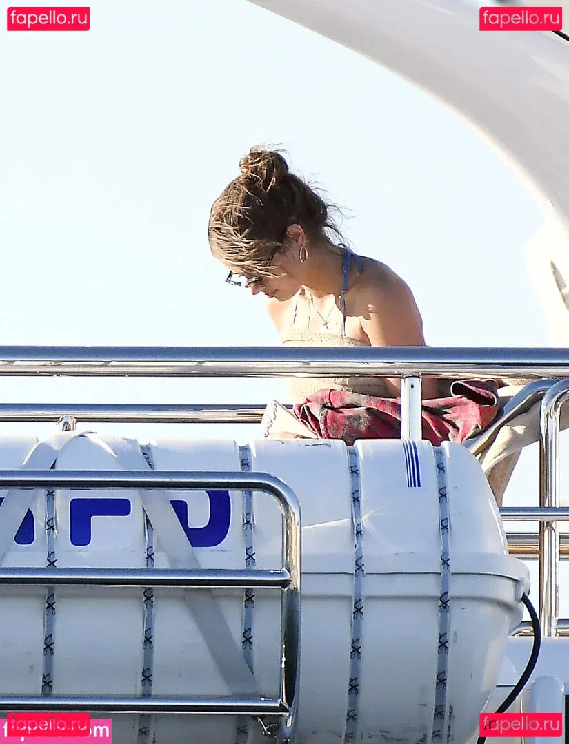 Daphne Groeneveld Onlyfans Photo Gallery 