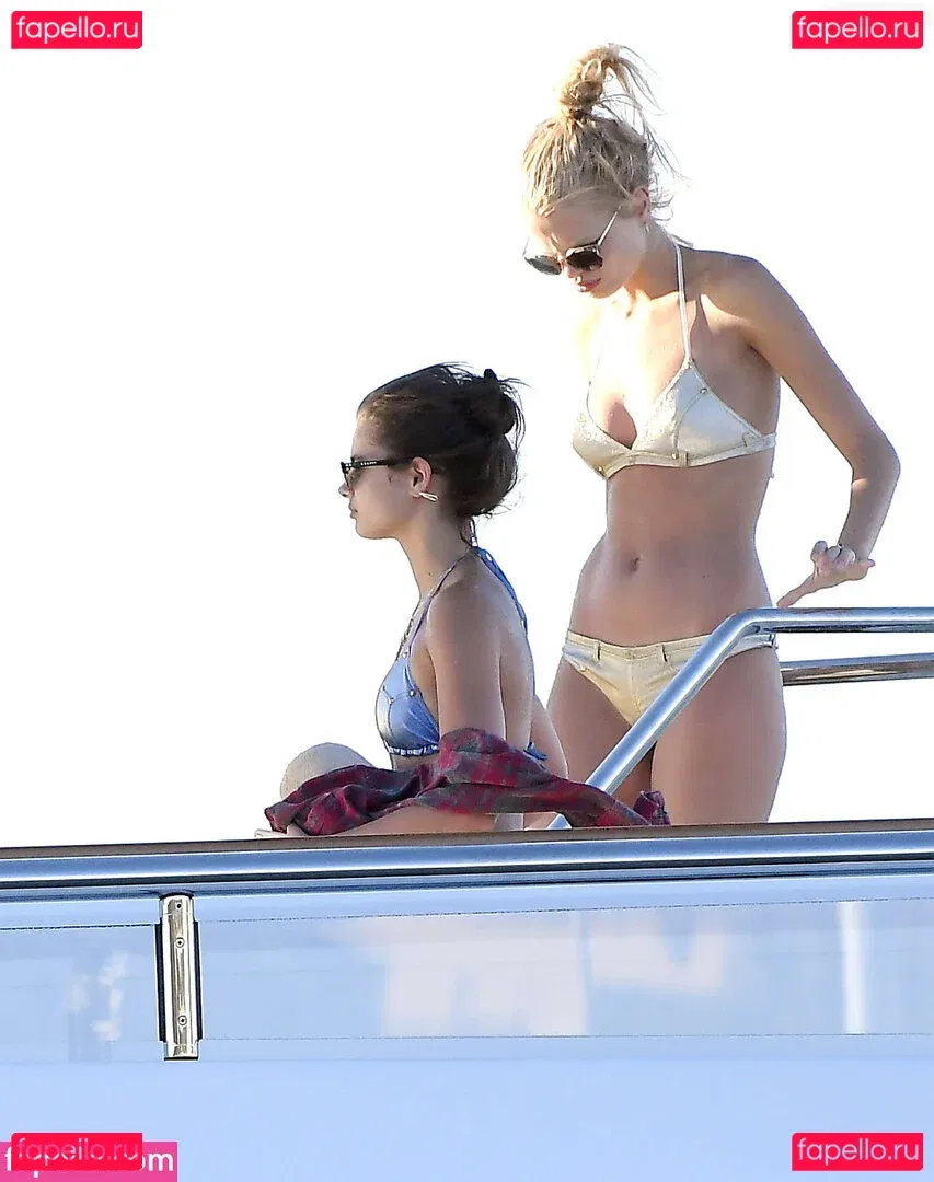 Daphne Groeneveld Onlyfans Photo Gallery 