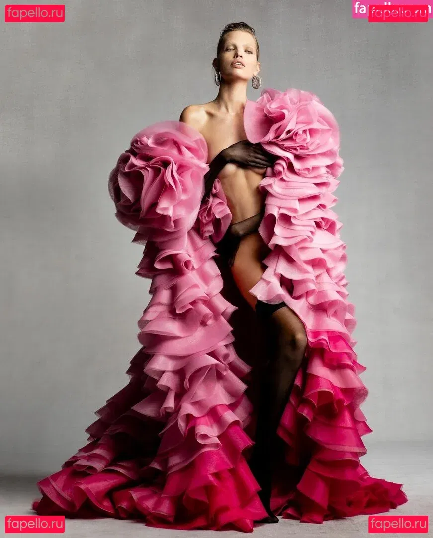 Daphne Groeneveld Onlyfans Photo Gallery 