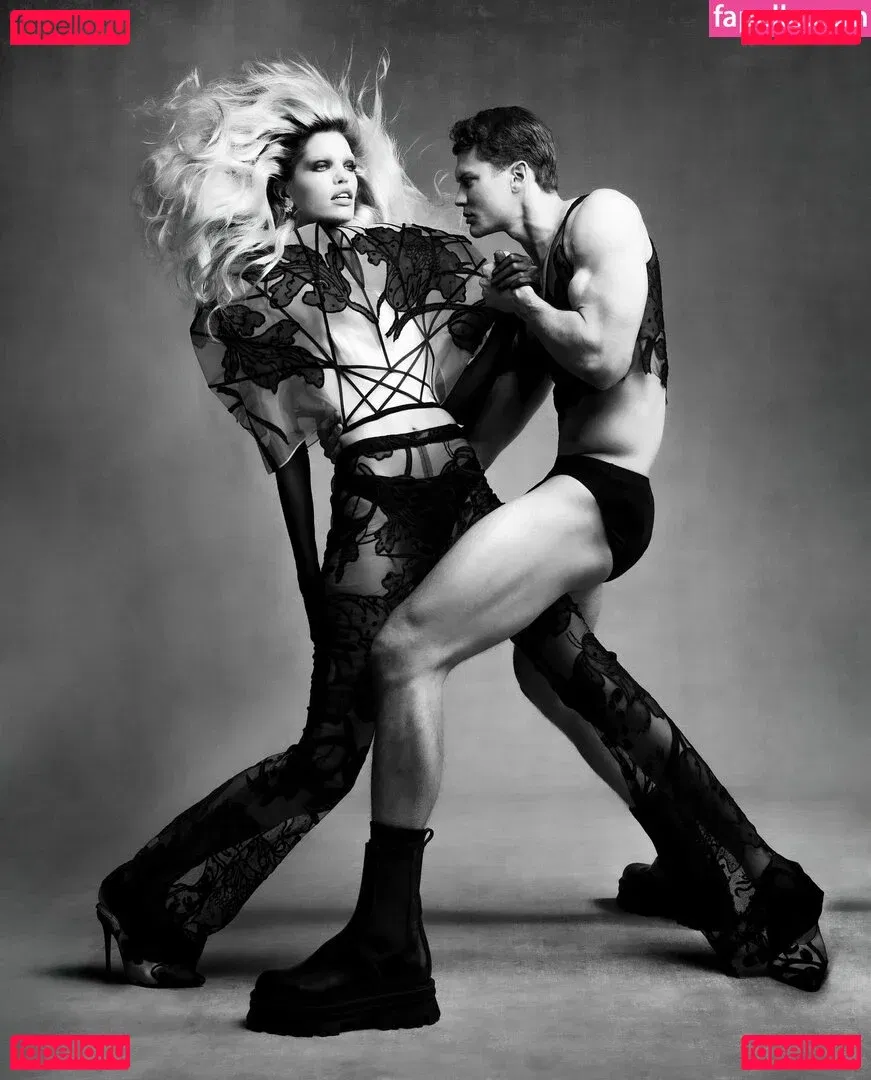 Daphne Groeneveld Onlyfans Photo Gallery 