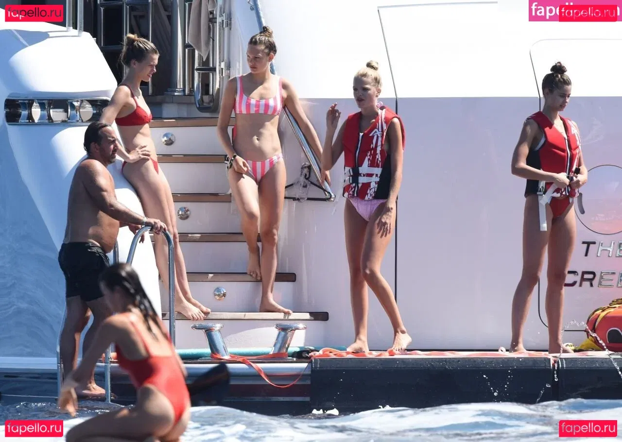 Daphne Groeneveld Onlyfans Photo Gallery 