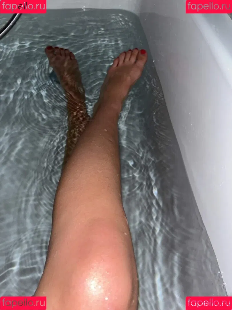 LisaSize39 Onlyfans Photo Gallery 
