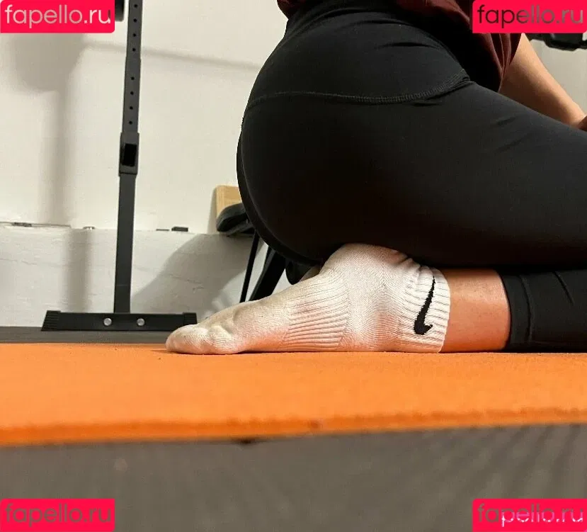 LisaSize39 Onlyfans Photo Gallery 