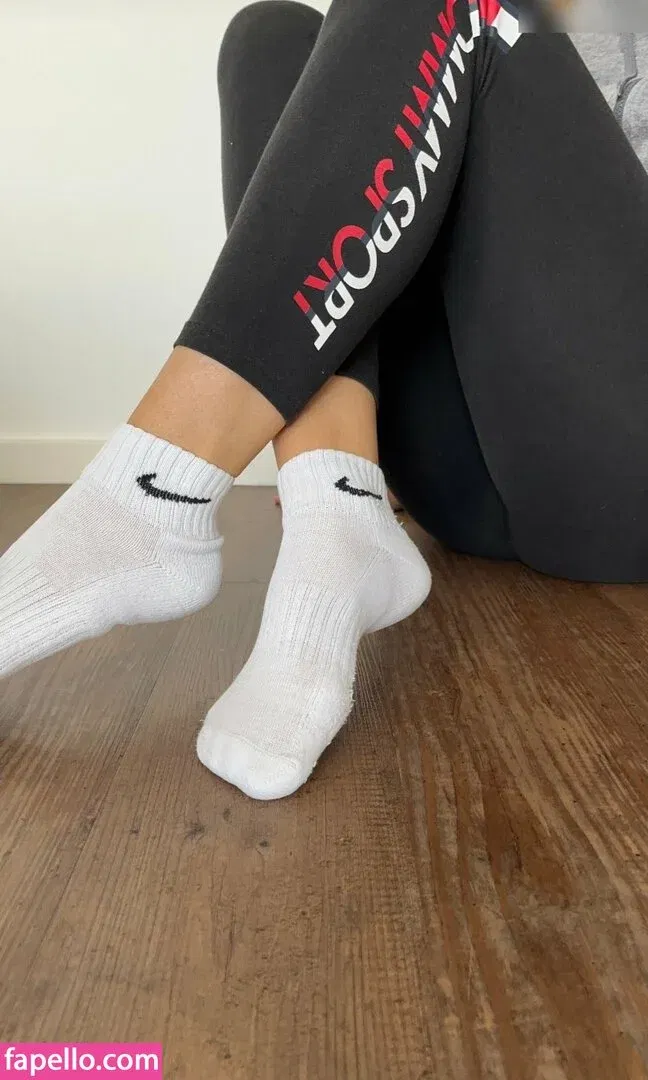 LisaSize39 Onlyfans Photo Gallery 