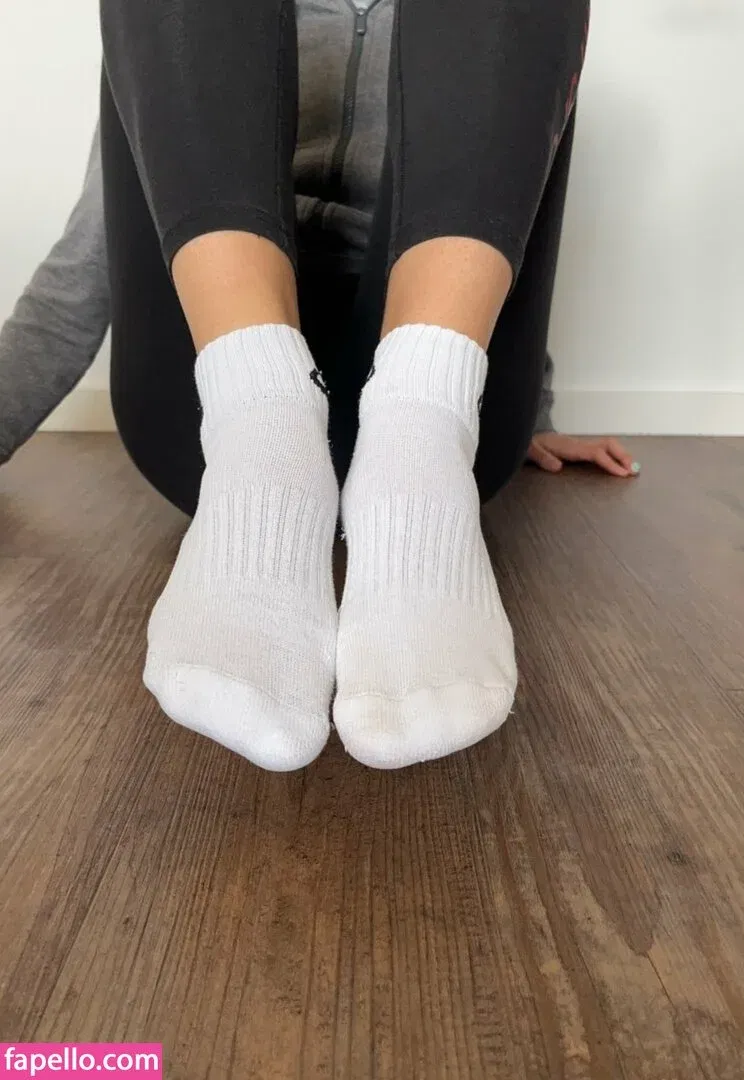 LisaSize39 Onlyfans Photo Gallery 