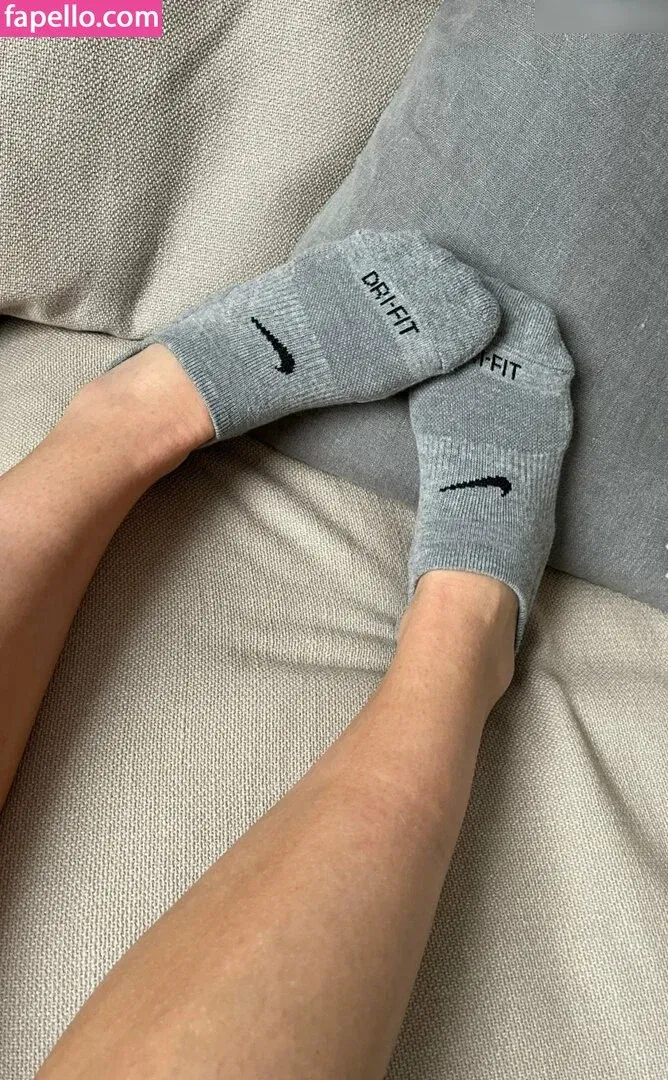 LisaSize39 Onlyfans Photo Gallery 