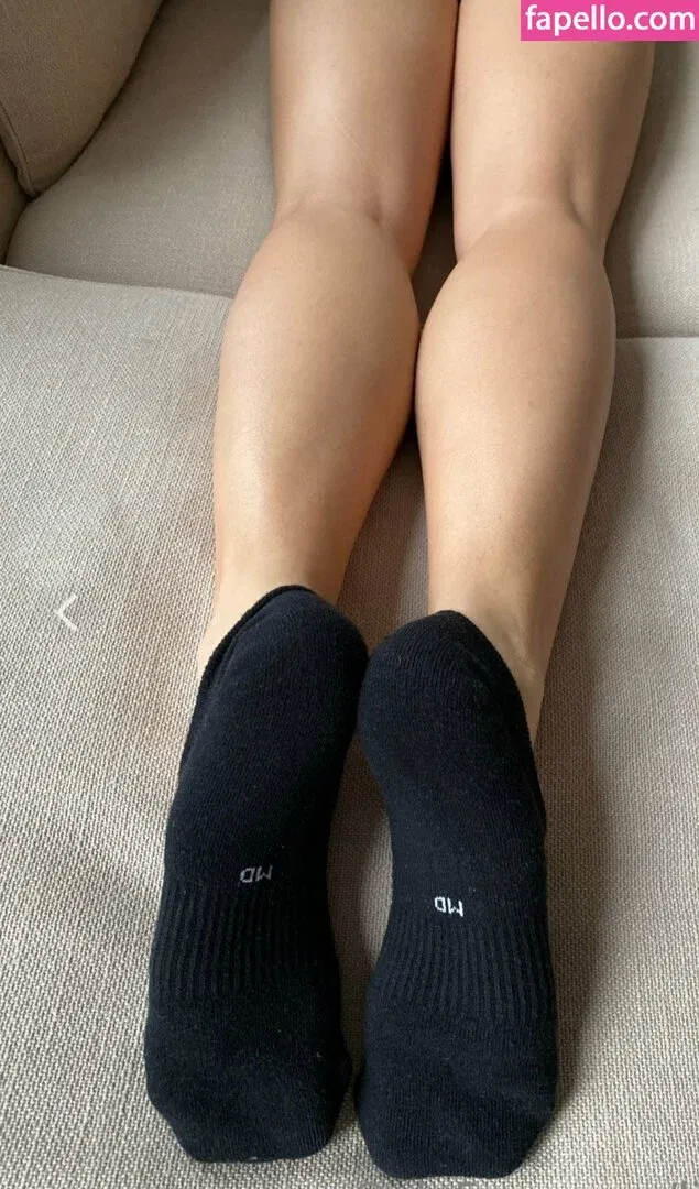 LisaSize39 Onlyfans Photo Gallery 