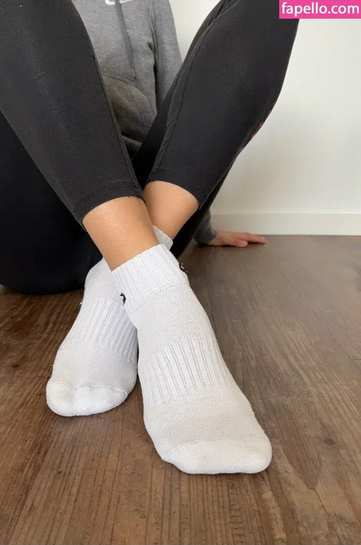 LisaSize39 Onlyfans Photo Gallery 