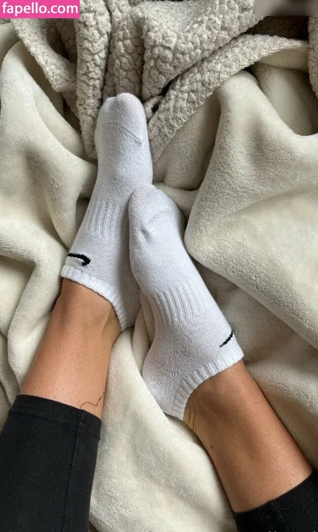 LisaSize39 Onlyfans Photo Gallery 