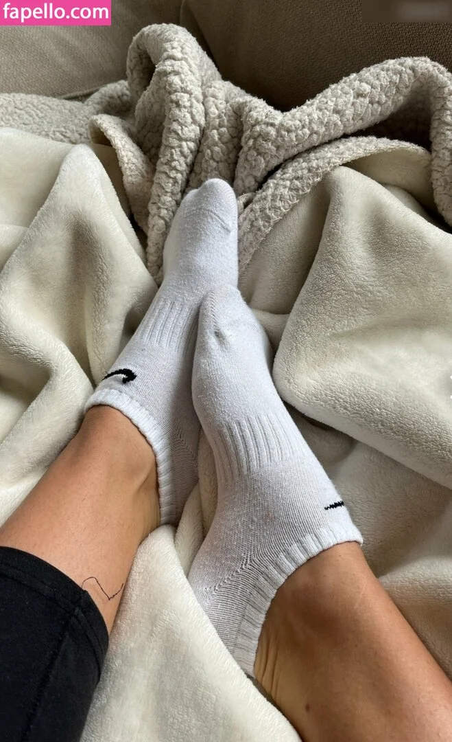 LisaSize39 Onlyfans Photo Gallery 