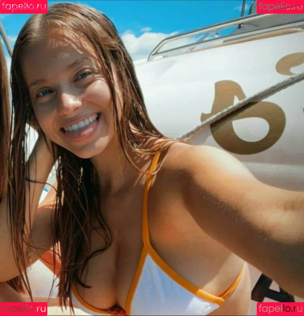 Magui Corceiro Onlyfans Photo Gallery 