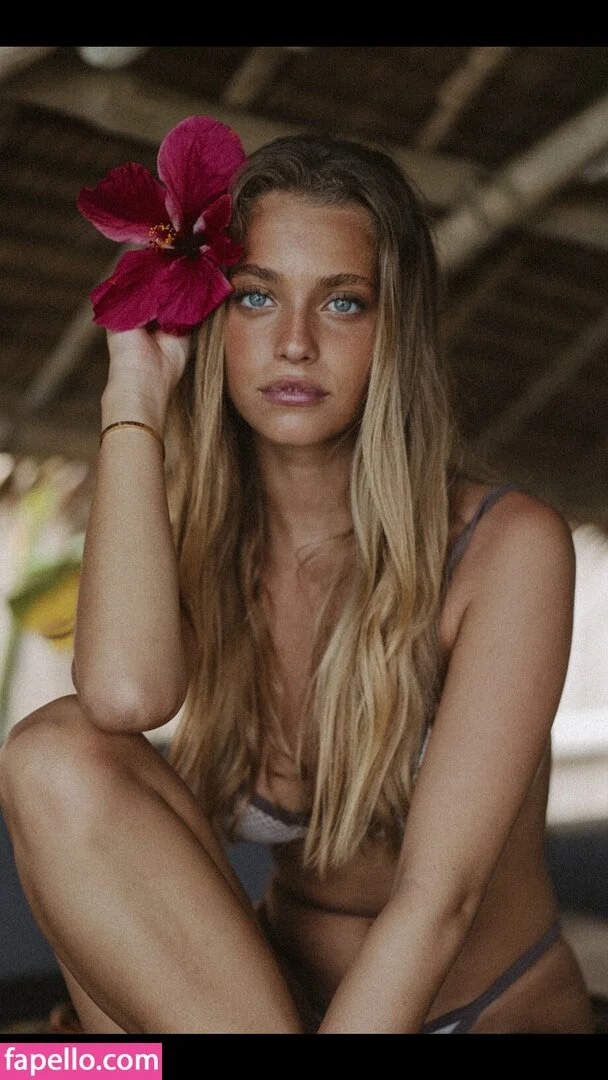 Magui Corceiro Onlyfans Photo Gallery 