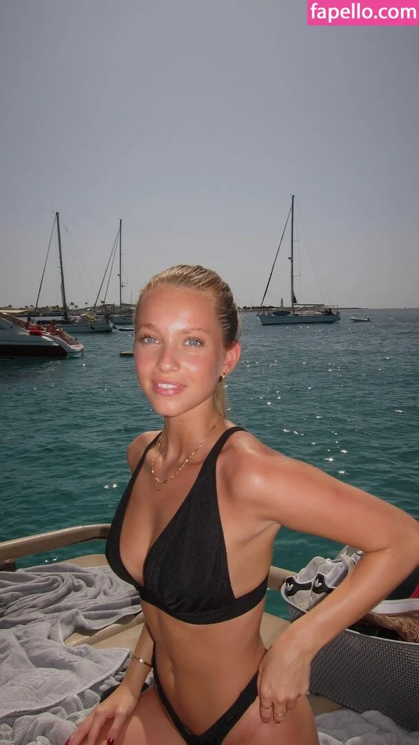 Magui Corceiro Onlyfans Photo Gallery 