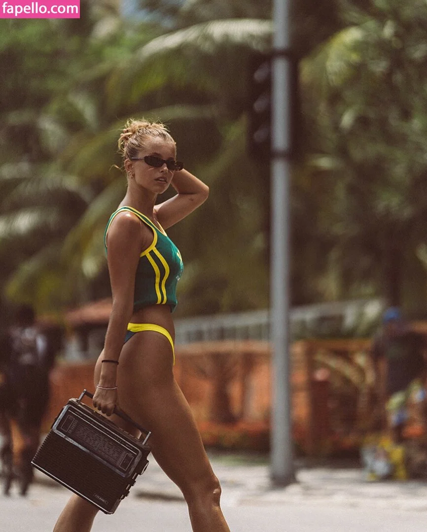 Magui Corceiro Onlyfans Photo Gallery 