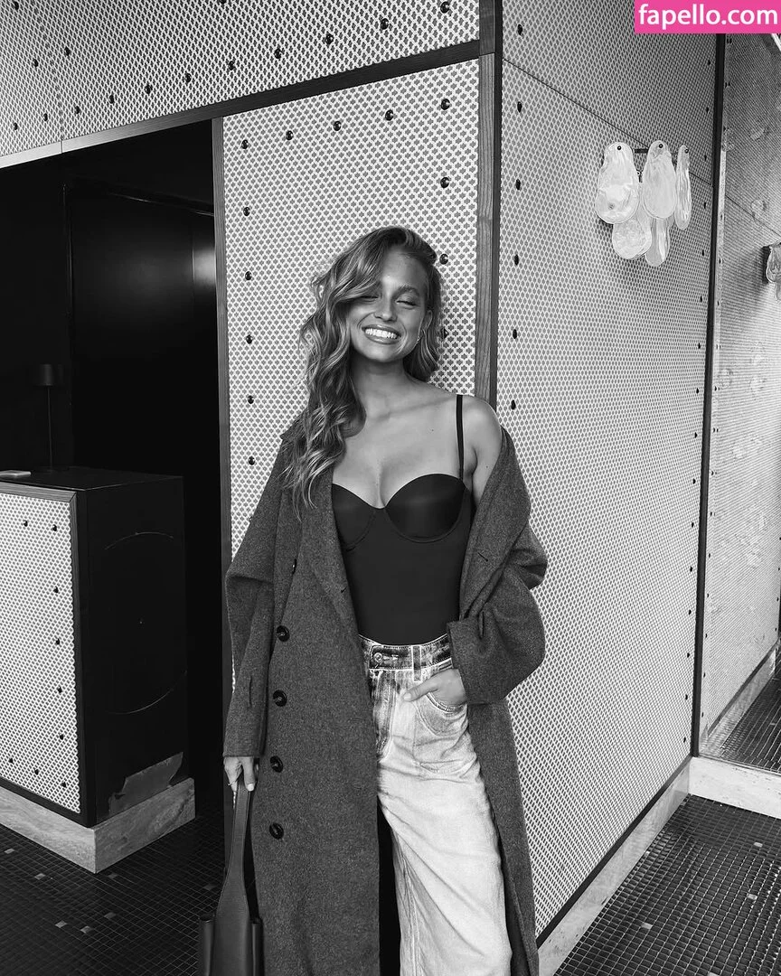 Magui Corceiro Onlyfans Photo Gallery 