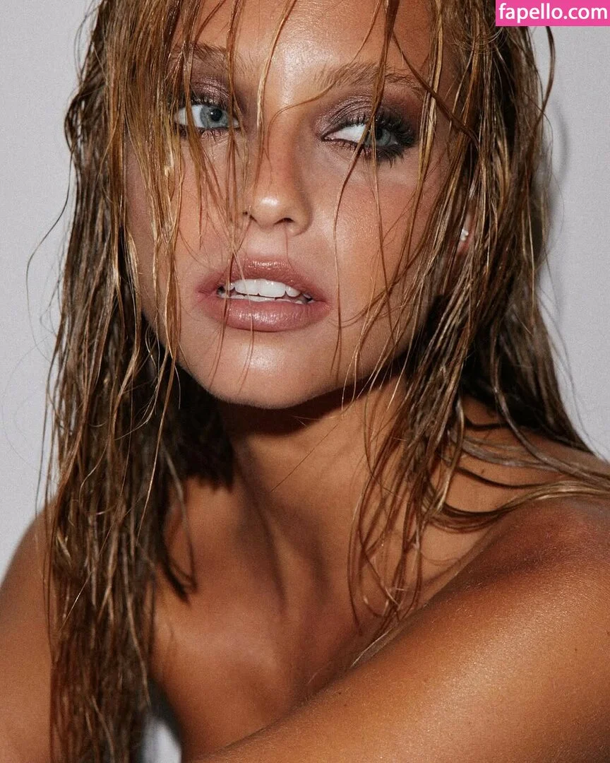 Magui Corceiro Onlyfans Photo Gallery 