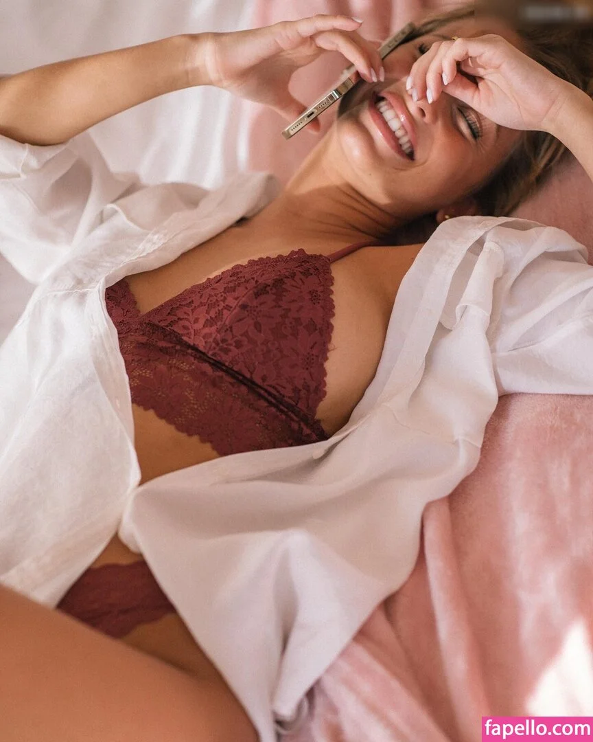 Magui Corceiro Onlyfans Photo Gallery 