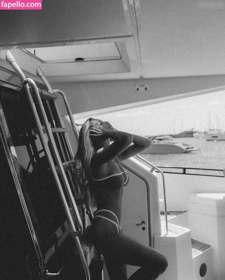 Magui Corceiro Onlyfans Photo Gallery 