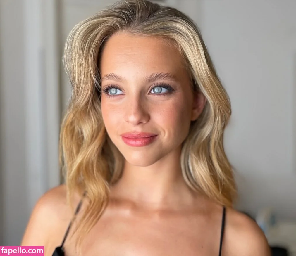 Magui Corceiro Onlyfans Photo Gallery 