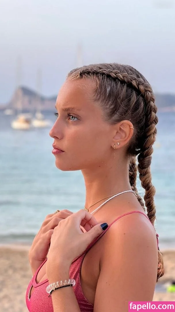 Magui Corceiro Onlyfans Photo Gallery 