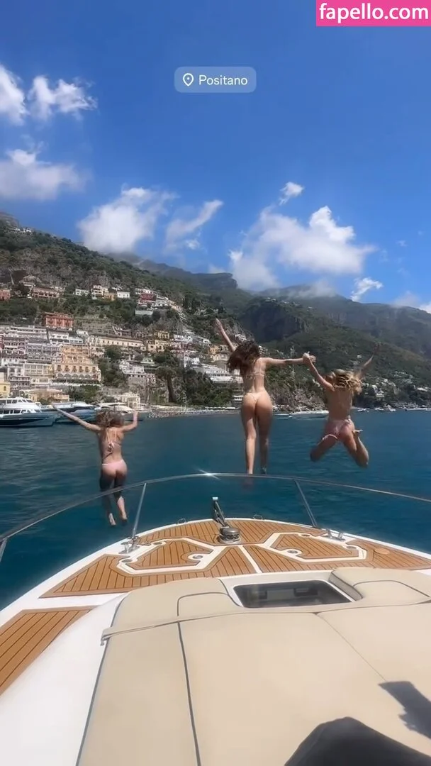 Magui Corceiro Onlyfans Photo Gallery 