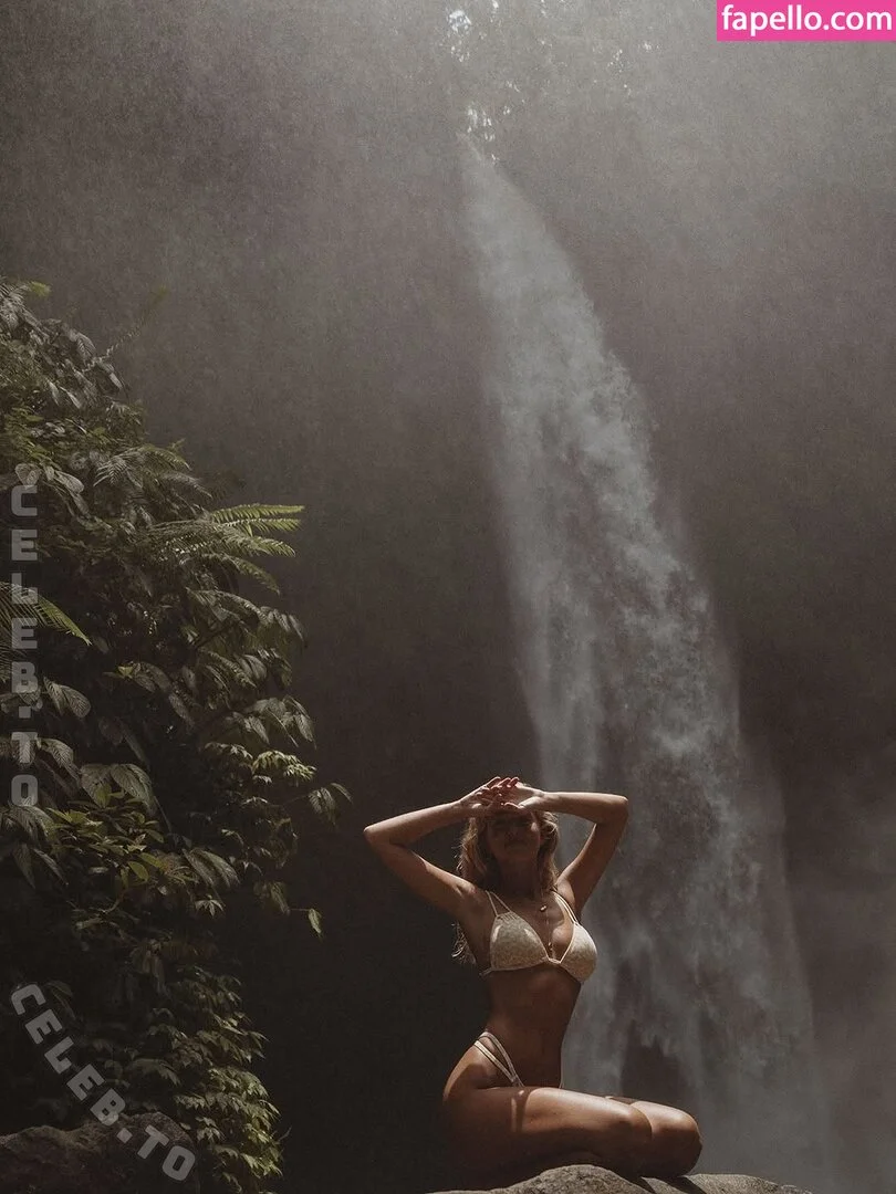 Magui Corceiro Onlyfans Photo Gallery 