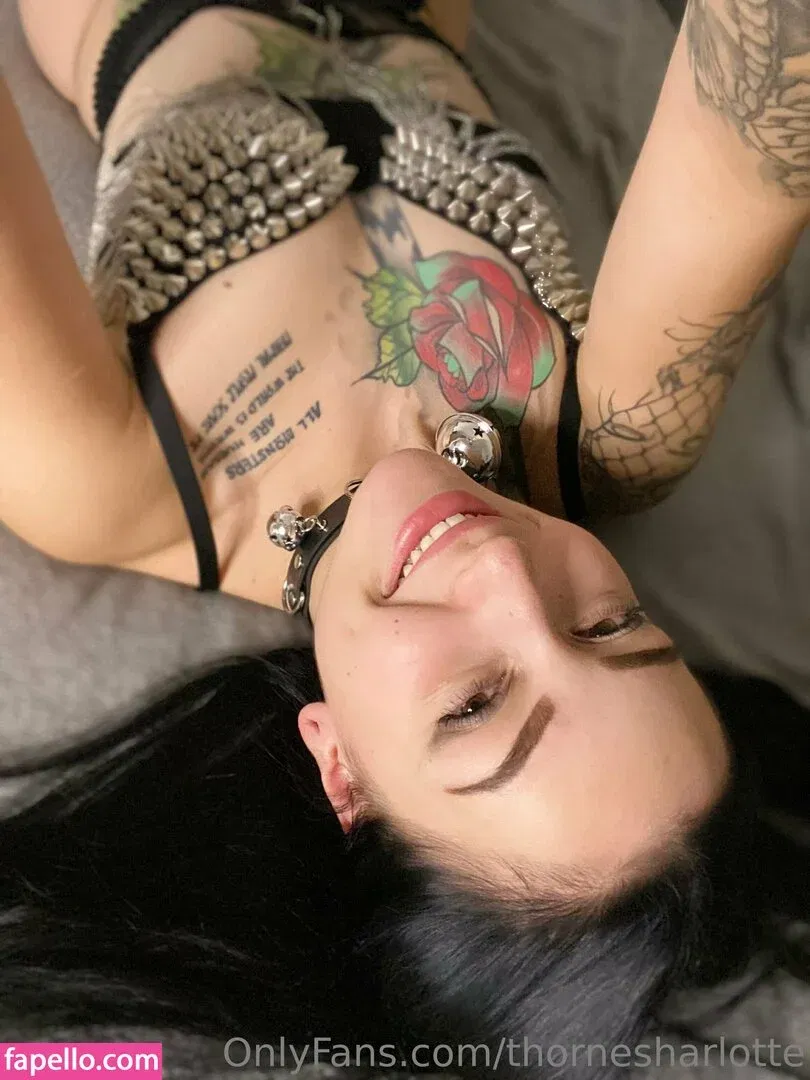 thornesharlotte Onlyfans Photo Gallery 