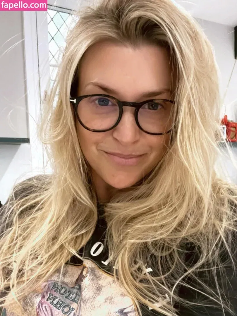 Anna Williamson Onlyfans Photo Gallery 