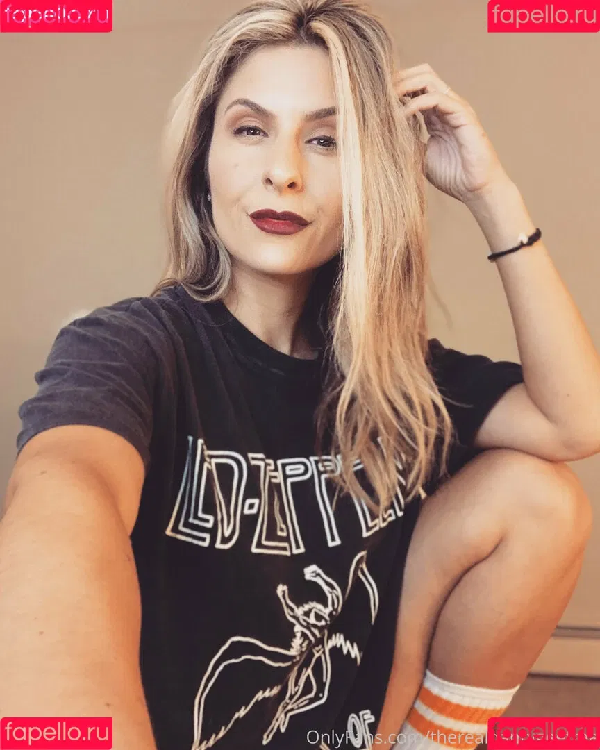 missdannigibson Onlyfans Photo Gallery 