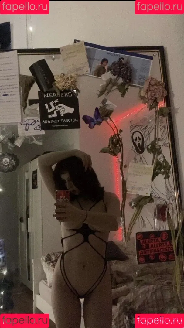 Gothminze Onlyfans Photo Gallery 