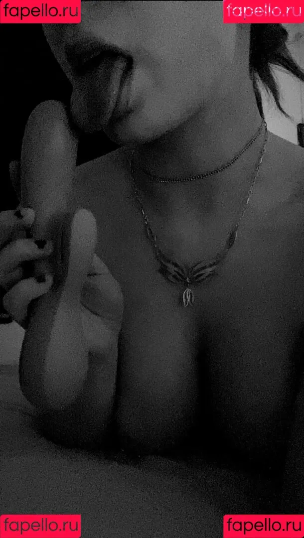Gothminze Onlyfans Photo Gallery 