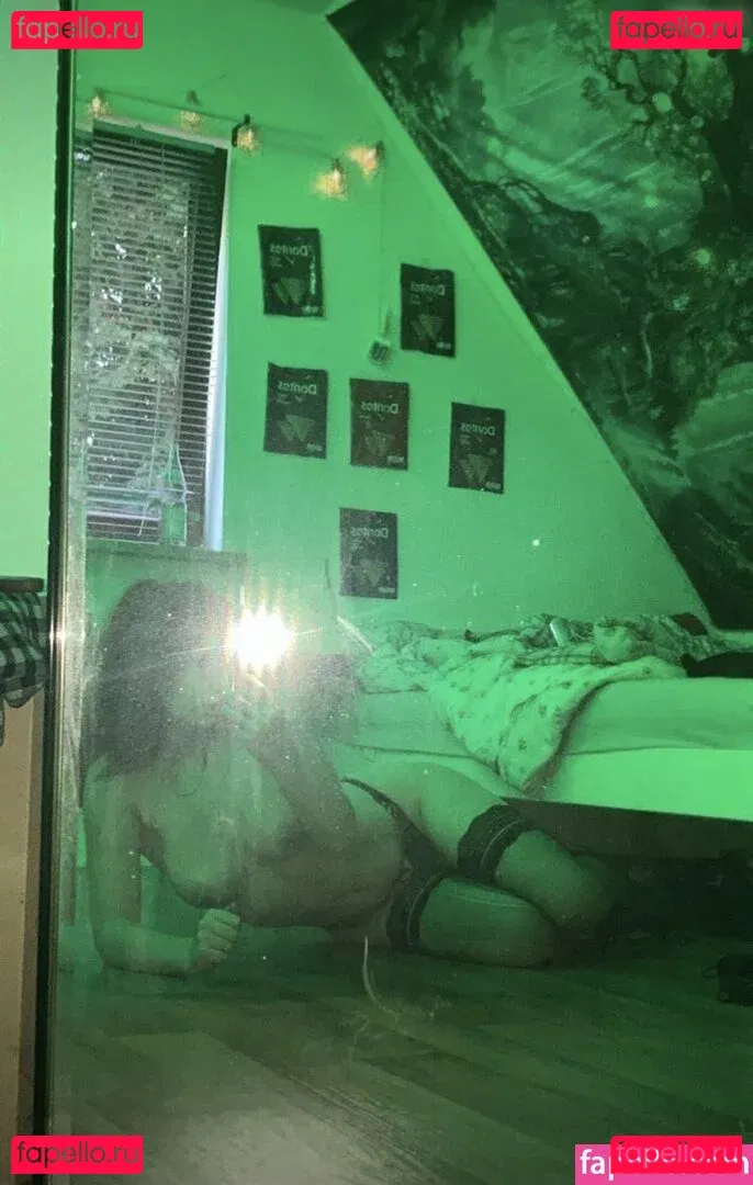 Gothminze Onlyfans Photo Gallery 