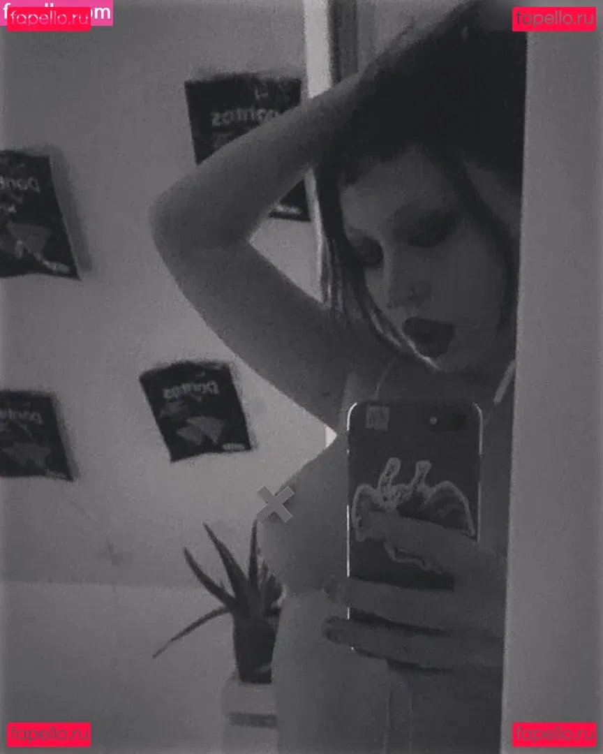 Gothminze Onlyfans Photo Gallery 