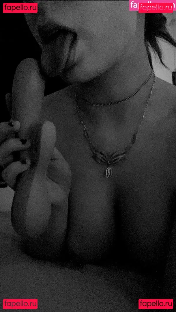 Gothminze Onlyfans Photo Gallery 